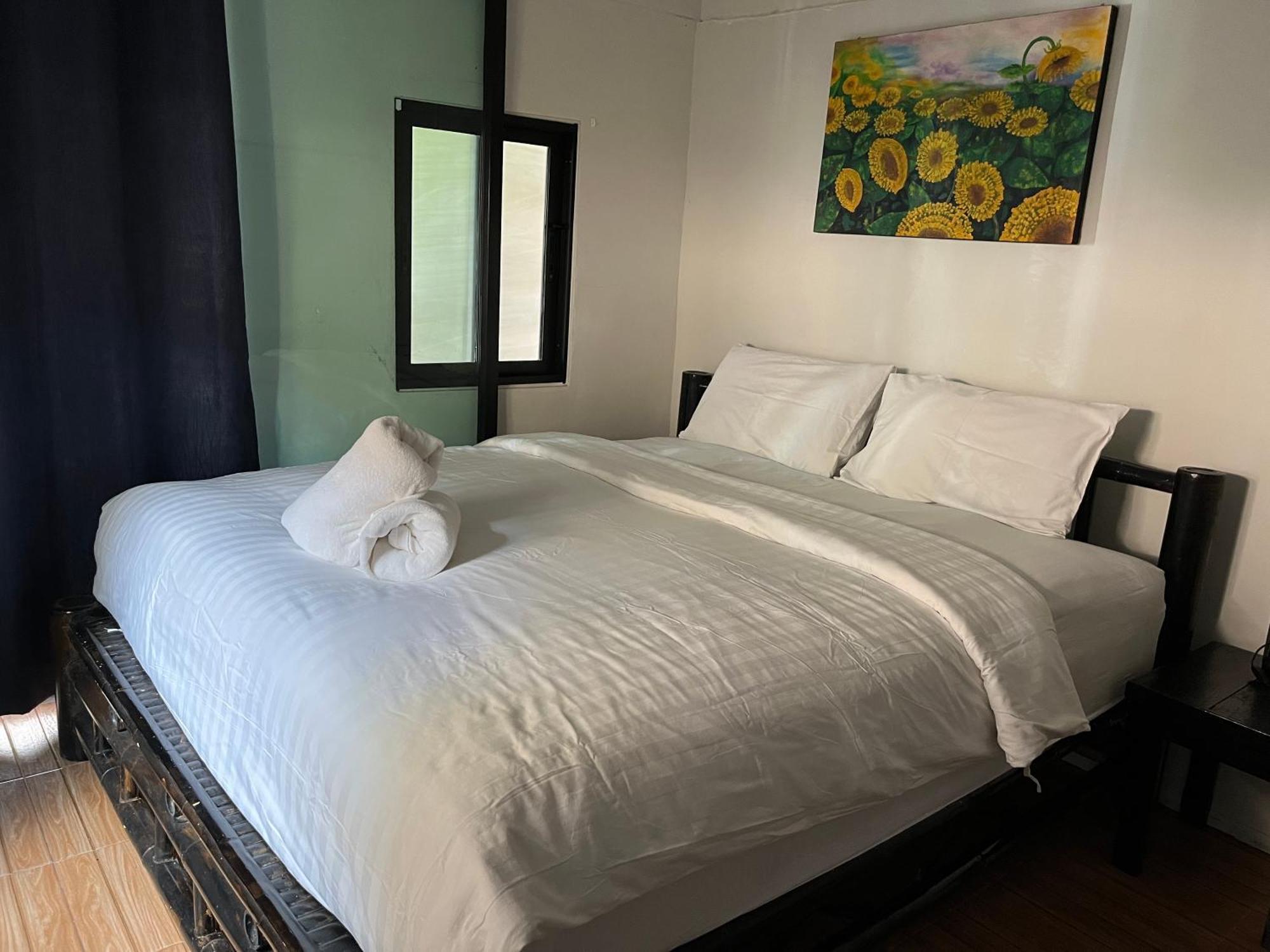 Namthip Homebeach Baan Tai Exterior photo