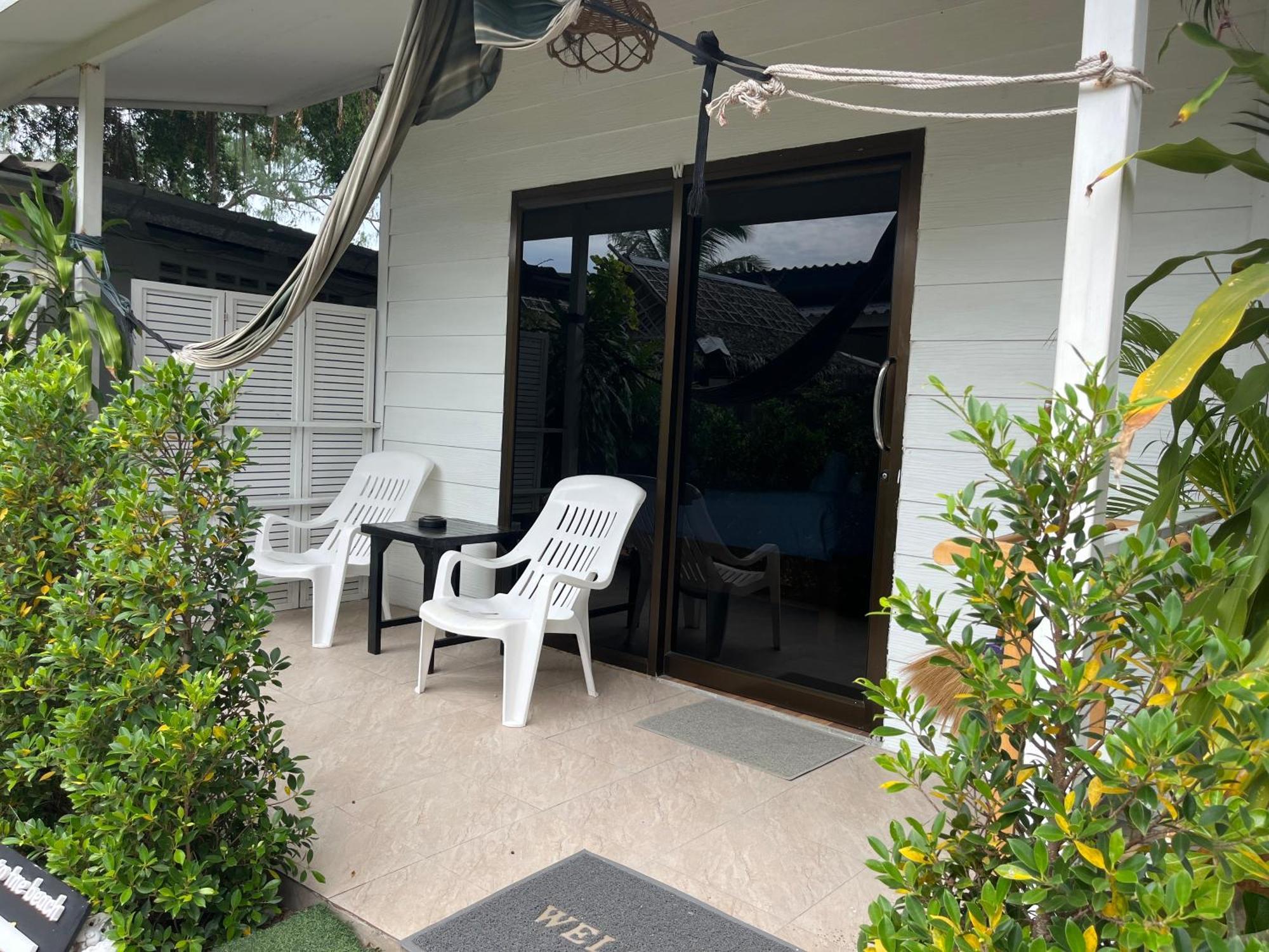 Namthip Homebeach Baan Tai Exterior photo