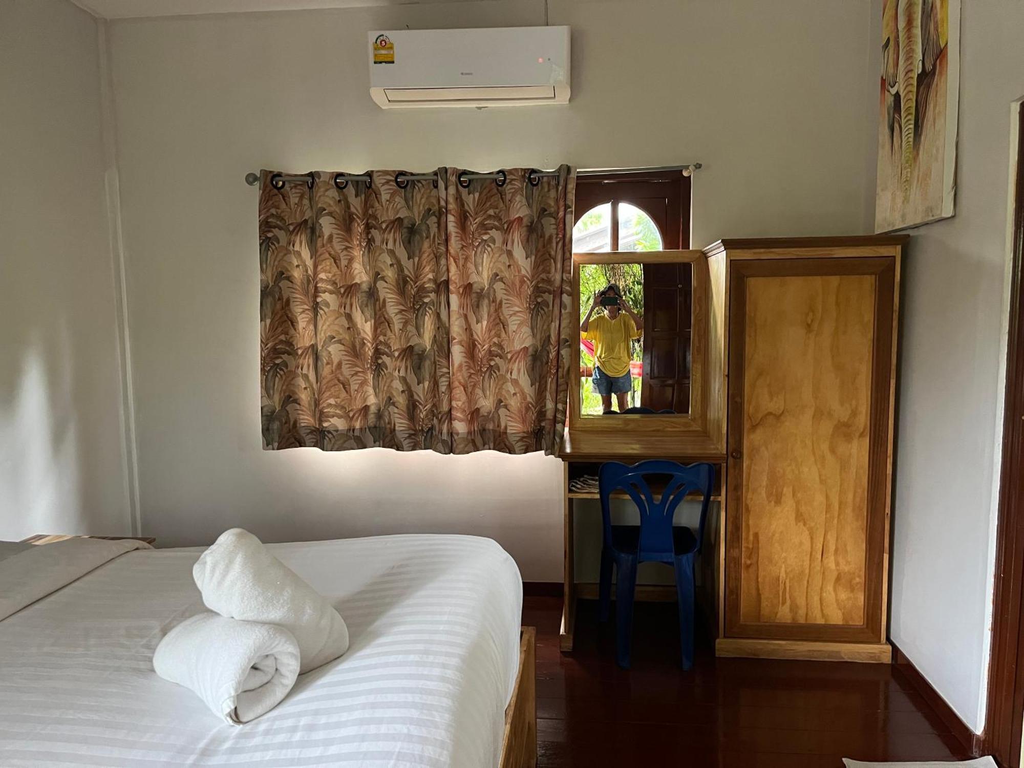 Namthip Homebeach Baan Tai Exterior photo